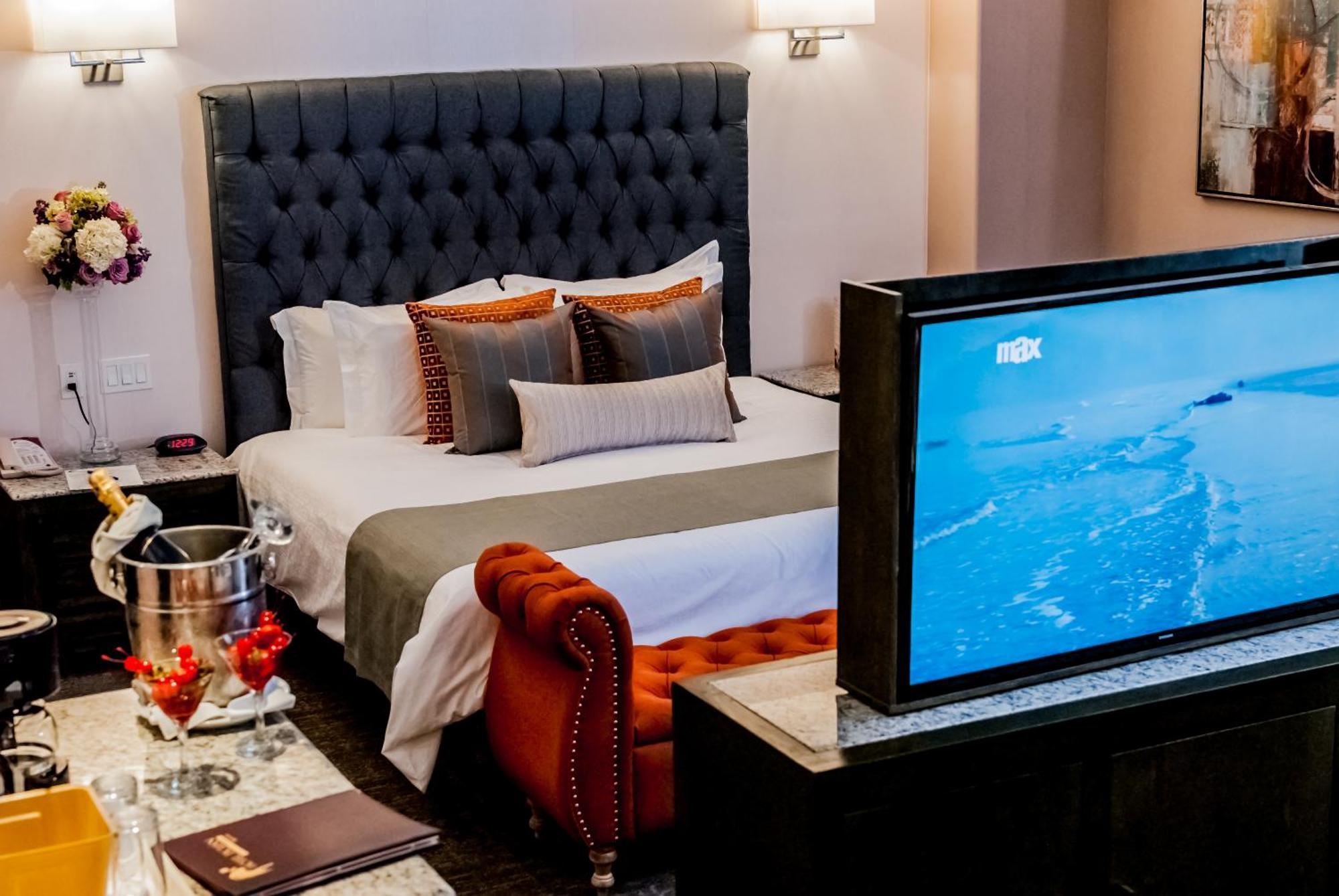 Hotel Ticuan Тіхуана Екстер'єр фото